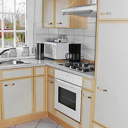 3 Bedroom Gorgeous In Apartment